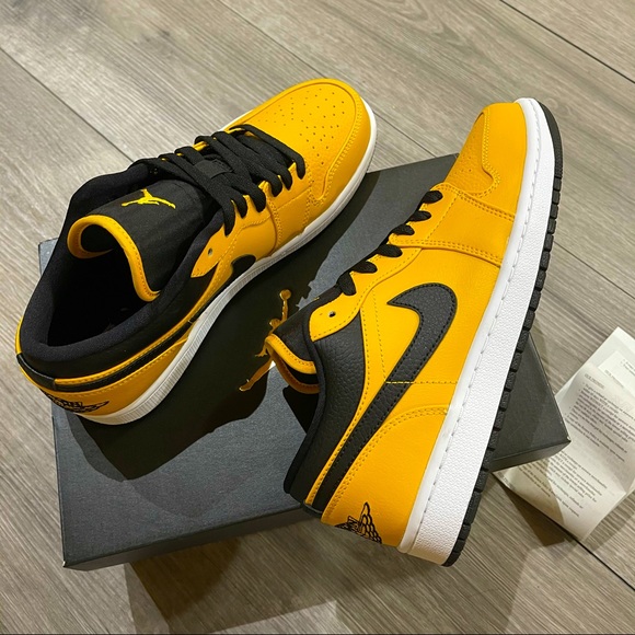Air Jordan 1 Low Men's “Yellow Cab” - Picture 7 of 8